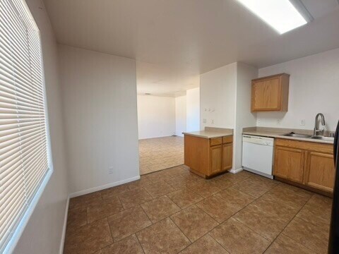 Building Photo - 6330 Mesquite Ave