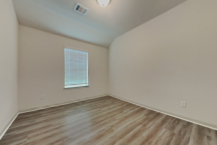 Building Photo - 21343 Cypress Conifer Dr