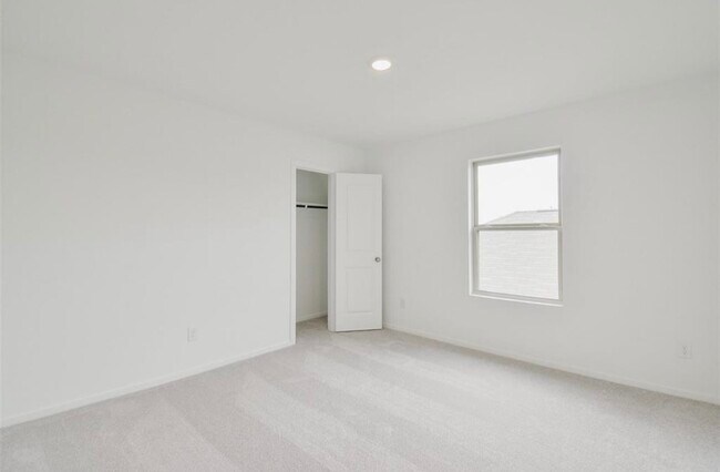 Building Photo - 18637 Cepagatti Dr
