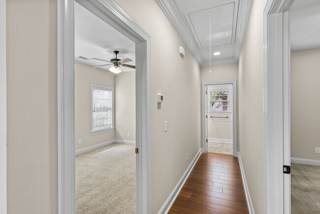 Building Photo - 948 Starr Ct