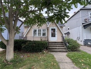 Building Photo - 34 Sunset St