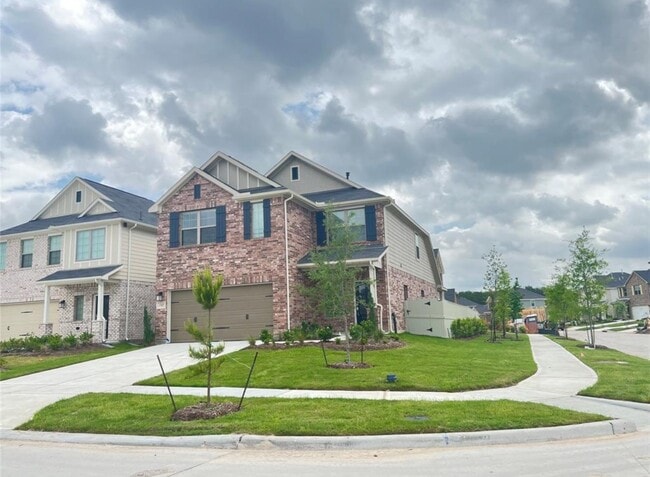 Building Photo - 17697 Tree of Heaven