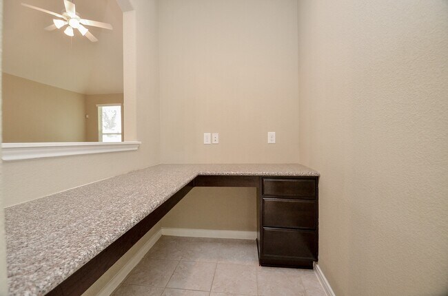 Building Photo - 6418 Burgess Heights Ln