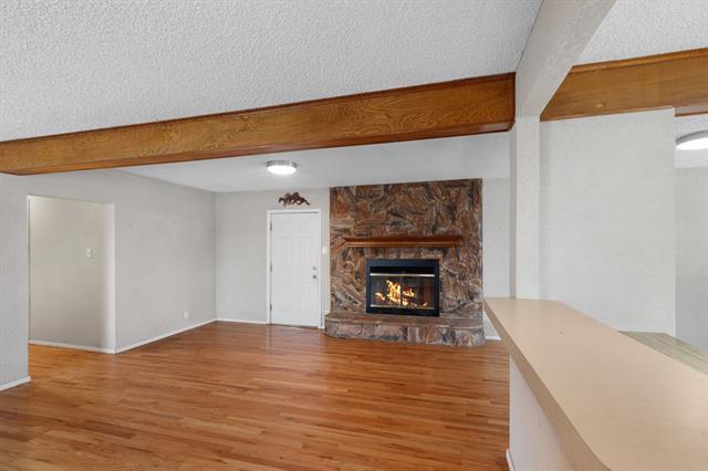 Building Photo - 2100 S Westmoreland Rd