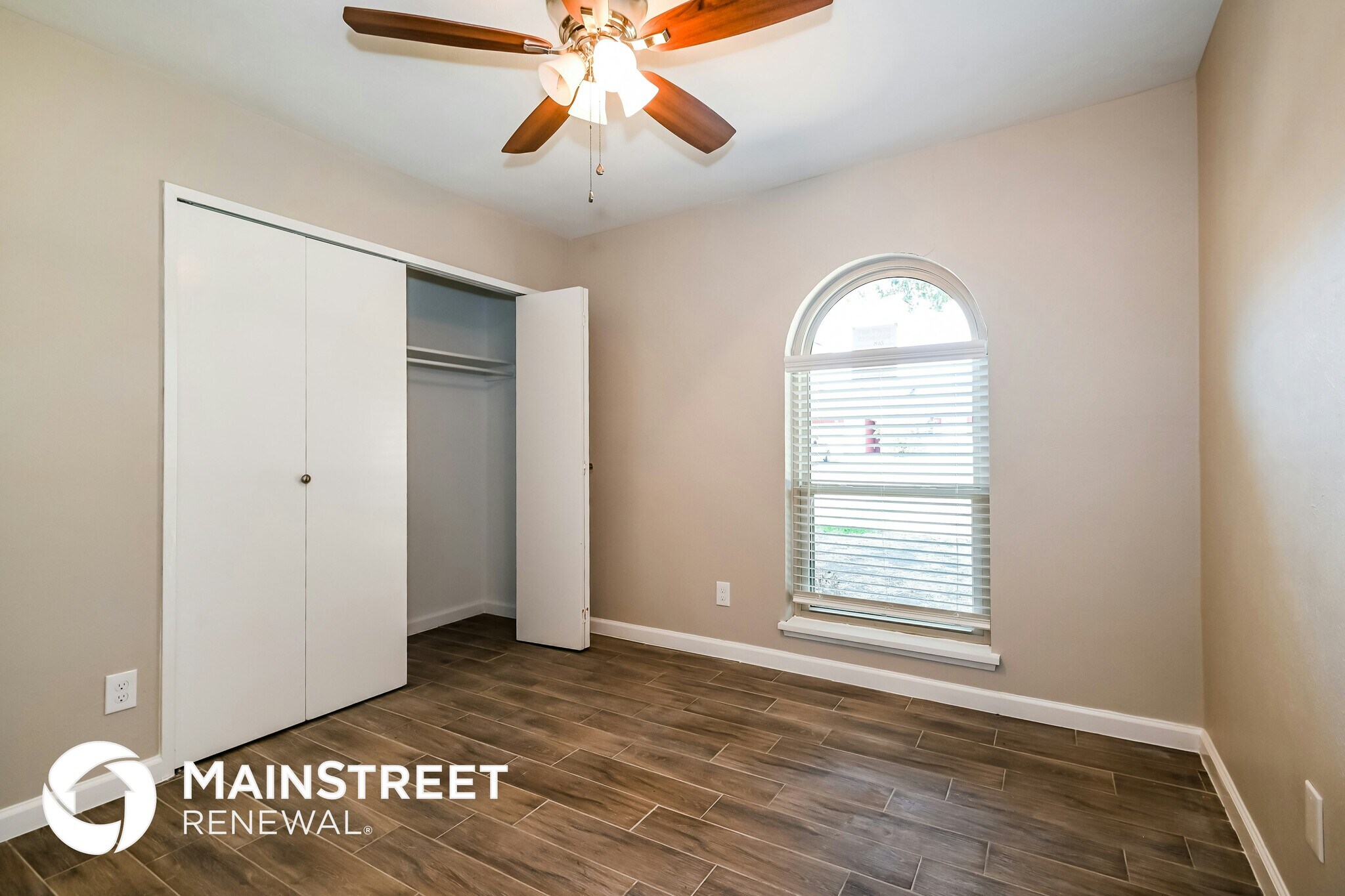 Building Photo - 308 Rockcrest Dr