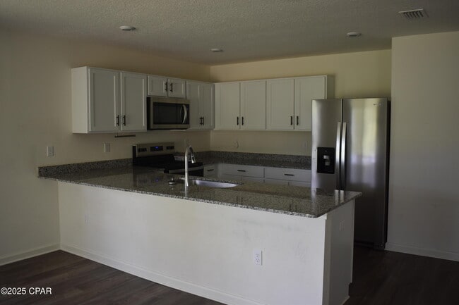 Building Photo - 1570 Aldoro Cir