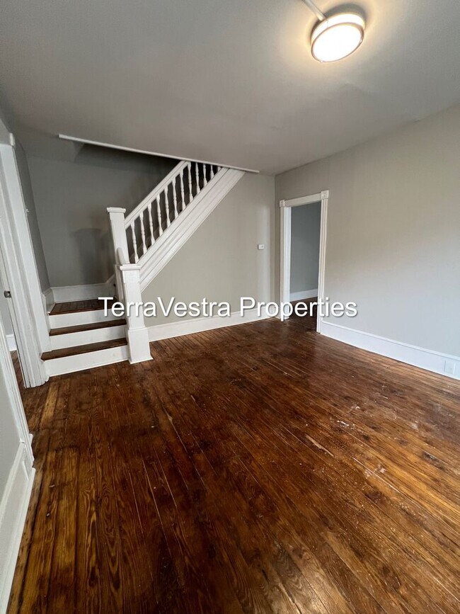 Building Photo - 4 Bed in Millville! Eligible for $500 Security Deposit.