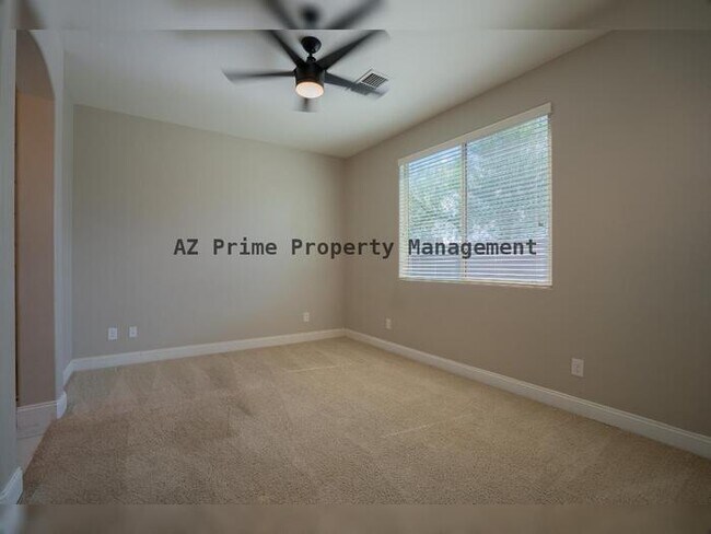 Building Photo - 9215 W Dreyfus Dr