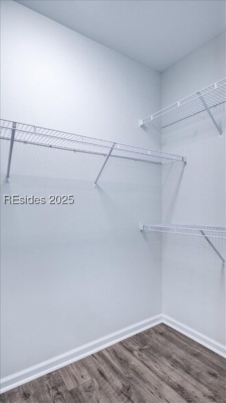 Building Photo - 1571 Shoreside Dr