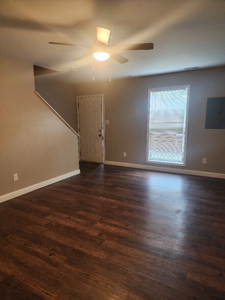 Building Photo - 1411 Tangora Ln