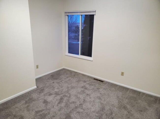 Building Photo - 3 bedroom in Billings MT 59105