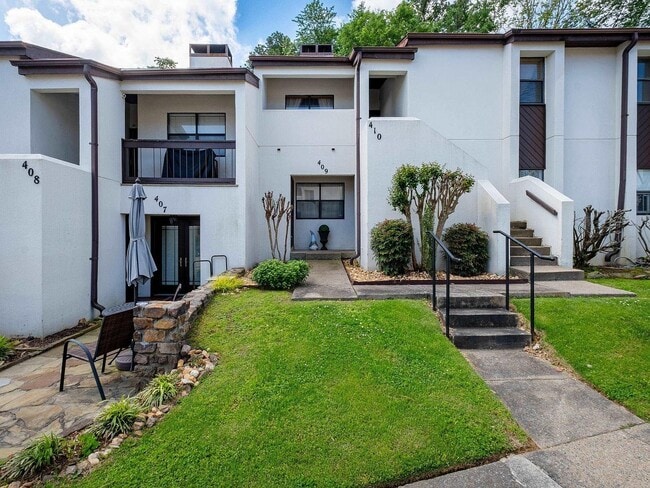 Building Photo - Questions please contact Joshua LaFever 501-230-6424