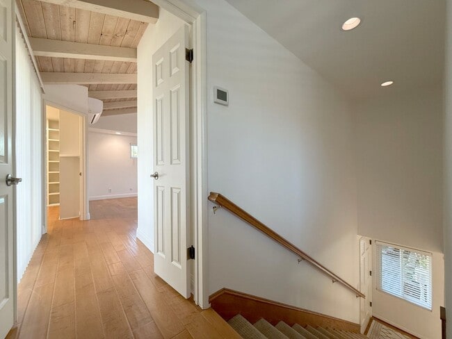 Building Photo - 4 Bed + 3 Bath + Bonus Room + Loft