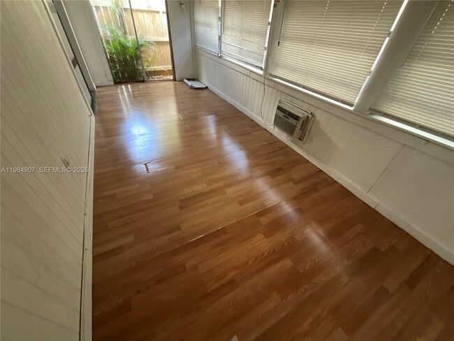 Building Photo - 1780 SW 84th Ave