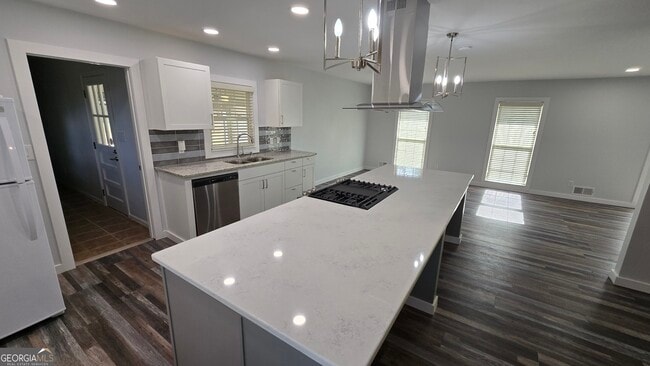 Building Photo - 1151 Stark Rd