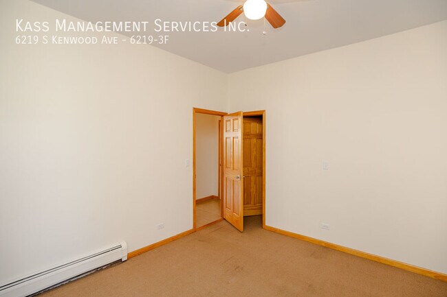 Building Photo - 6219 S Kenwood Ave