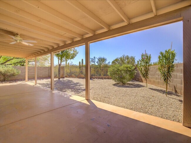 Building Photo - 3 Bed/2 Bath- GREAT Location Near Downtown