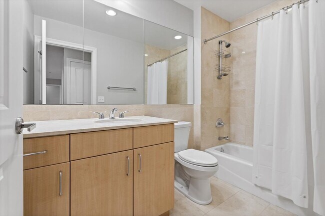 Building Photo - 55 E Erie St