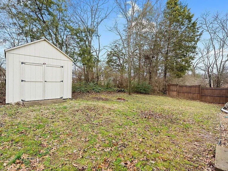 Building Photo - 509 Harold Prewett Dr