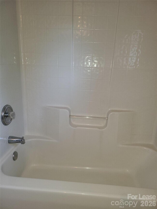 Building Photo - 9509 Mitchell Glen Dr