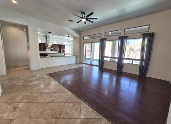 Building Photo - 12825 N Mystic View Pl