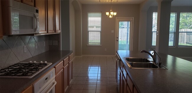 Building Photo - 22106 Bridgestone Oak Dr