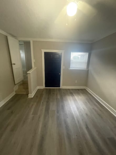 Building Photo - 925 17th St S