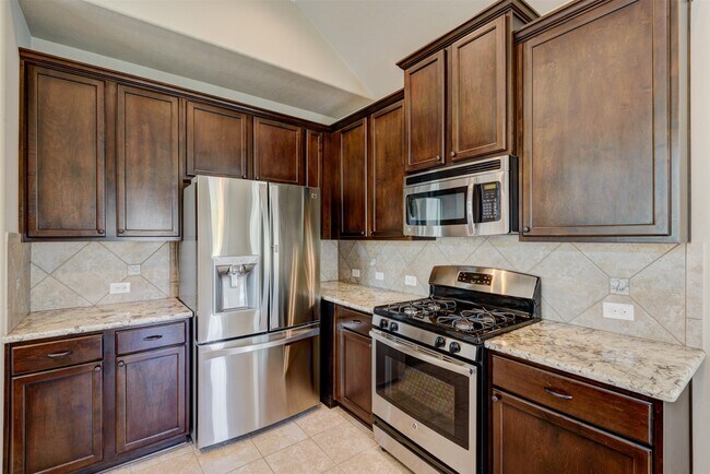 Building Photo - 25151 Alina Ln