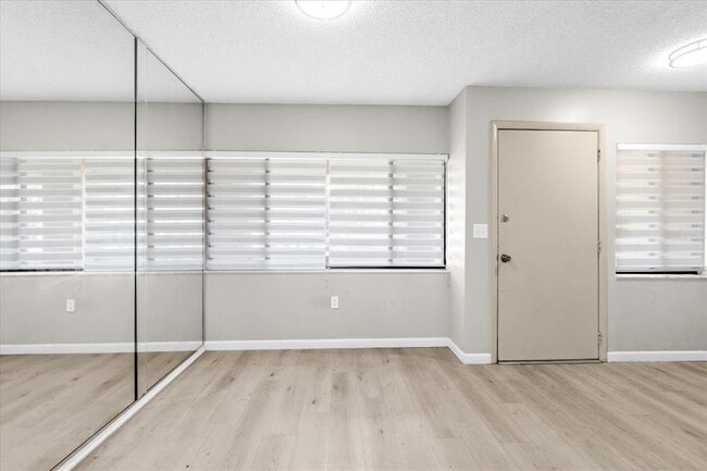 Building Photo - 5852 Windhover Dr