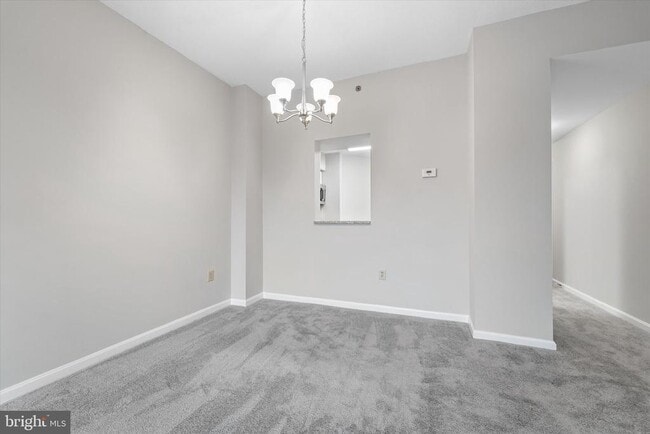 Building Photo - 545 E Braddock Rd