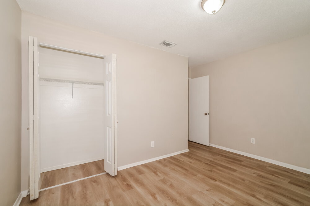 Building Photo - 670 Hibiscus Rd