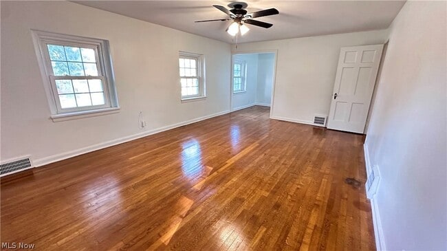 Building Photo - 1271 Hereford Rd