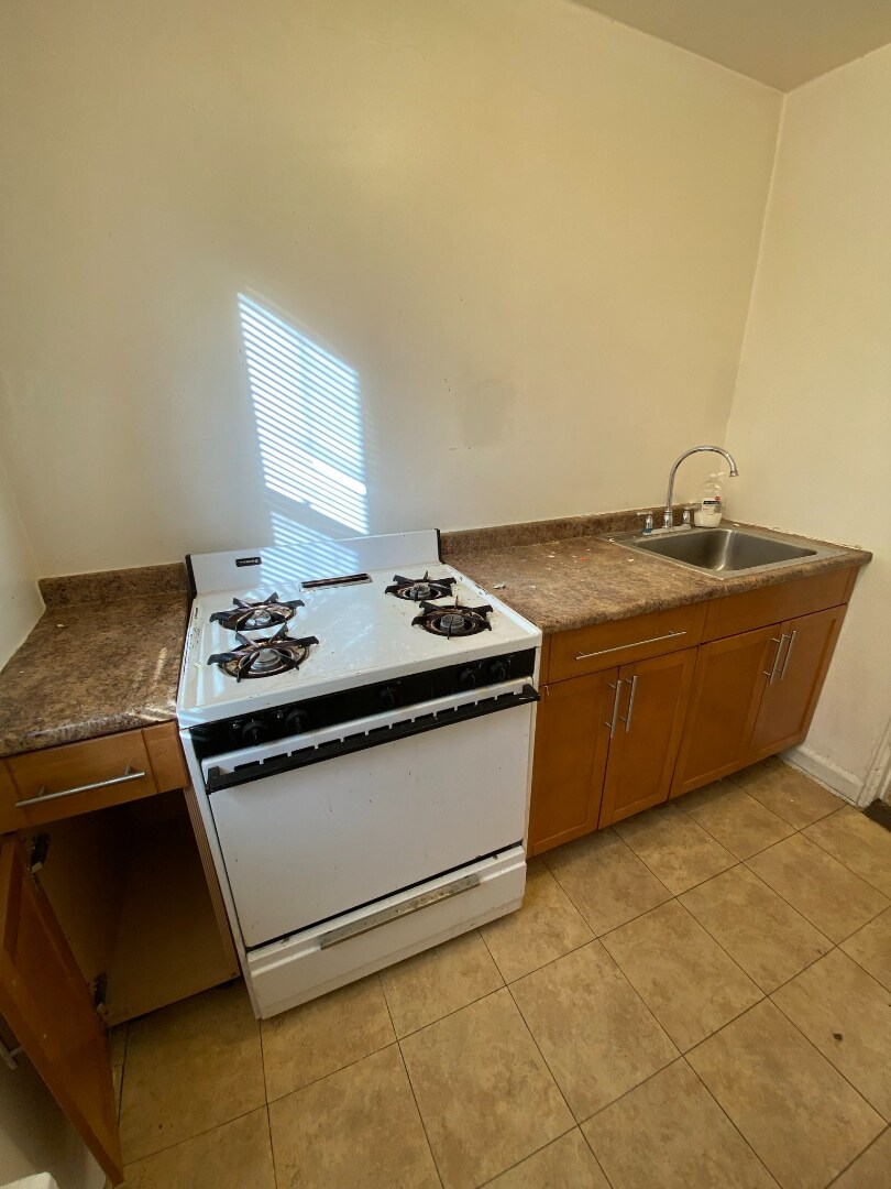 Building Photo - 4011 191st St