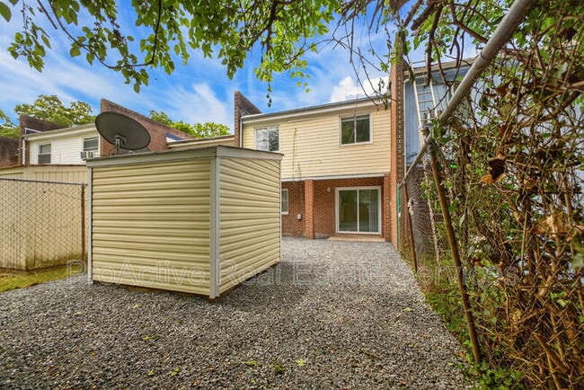 Building Photo - 6430 Faraday Ct
