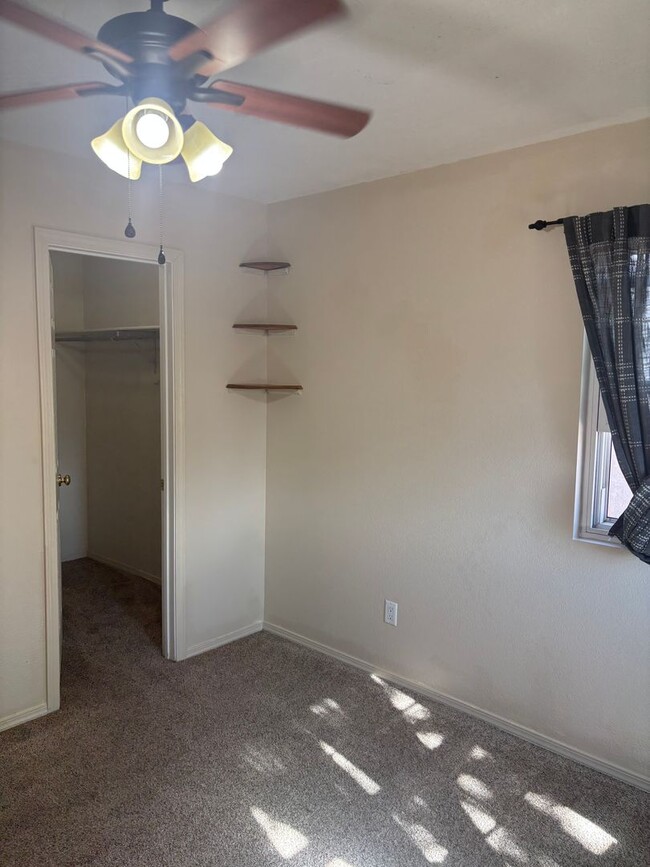 Building Photo - Charming 4-Bedroom Home in a Prime Location!