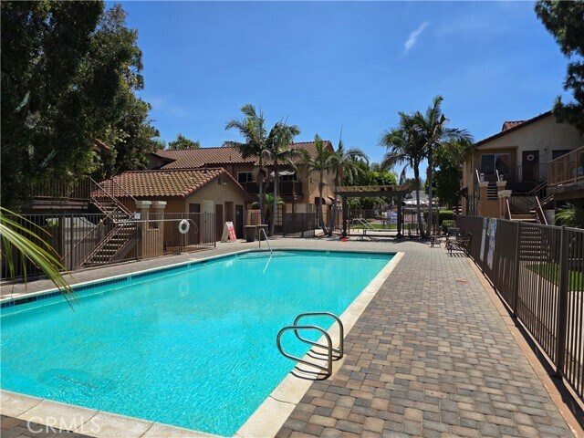 Building Photo - 778 La Tierra St