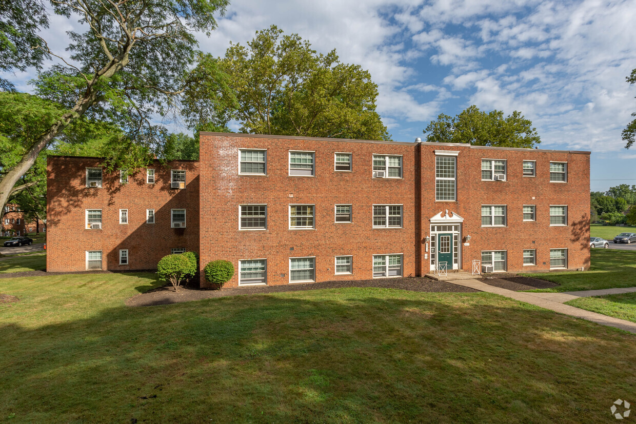 Broadview Gardens Apts Pleasant Valley Apts Cleveland