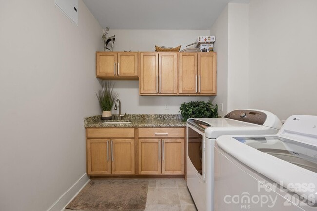 Building Photo - 222 S Caldwell St