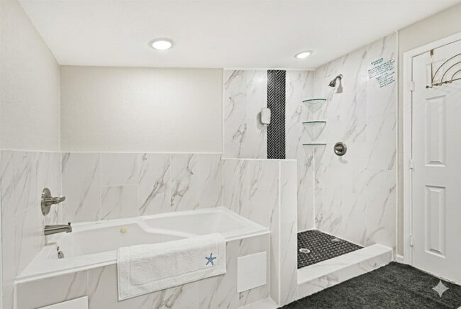 Building Photo - 611 Munger St