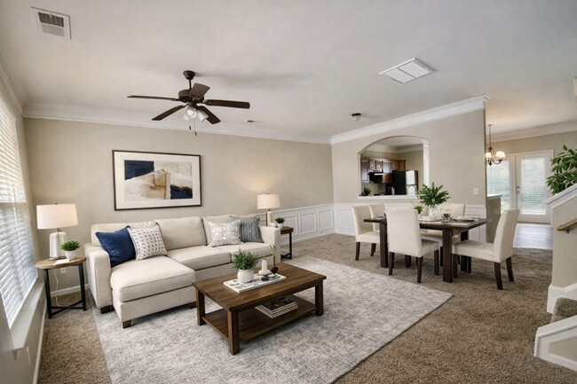 Building Photo - Beautiful 2 Bedroom Townhome in Olde Whitehall – Charlotte, NC