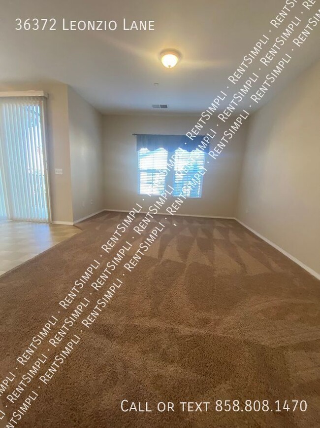 Building Photo - 36372 Leonzio Ln