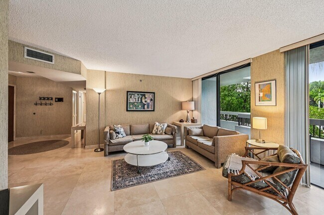Building Photo - 23200 Camino Del Mar