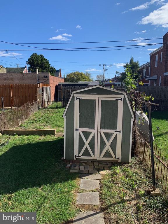 Building Photo - 210 S Union St