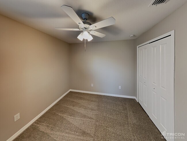 Building Photo - 5029 Golden Fig Ln