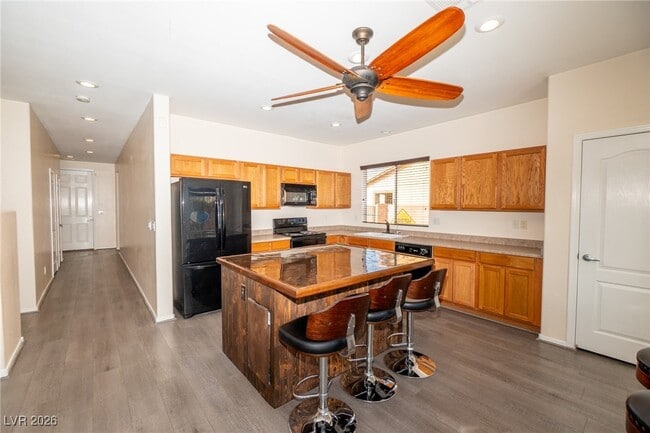 Building Photo - 4921 Novelli Pl