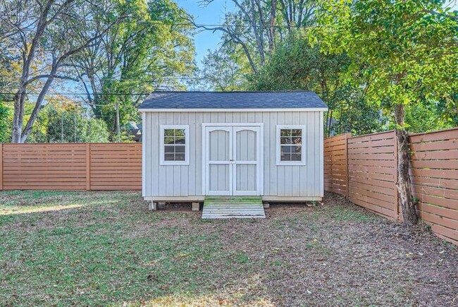 Building Photo - Beautifully Upgraded 3BD/2BA NoDA Bungalow...