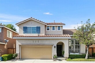 Building Photo - 9 Acorn Ridge