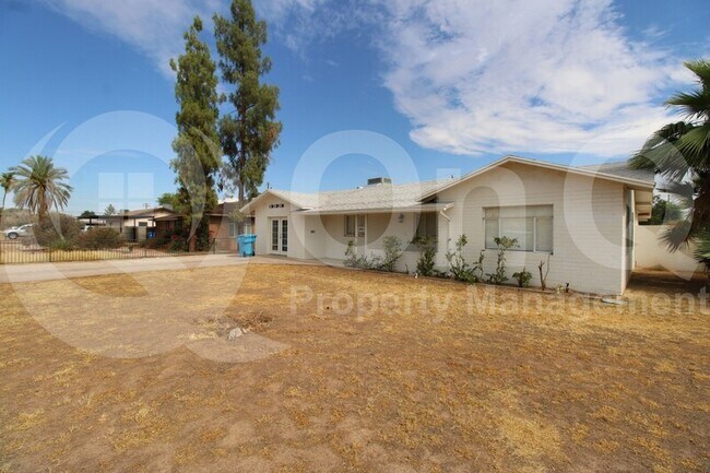 Building Photo - 1819 West Fairmount Avenue