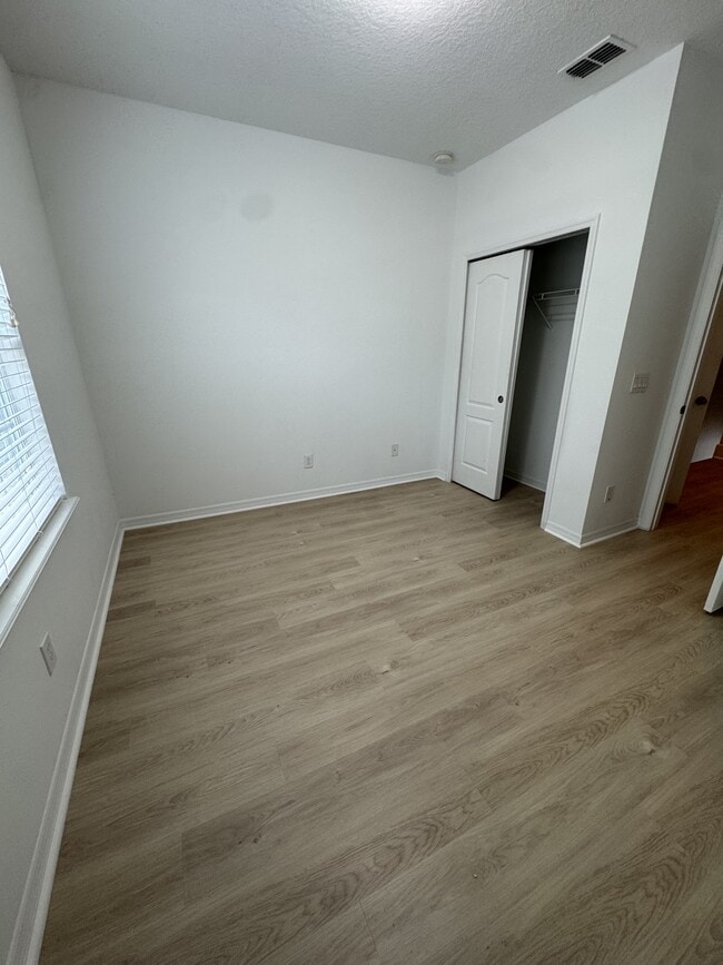 Building Photo - 8625 Brookvale Dr