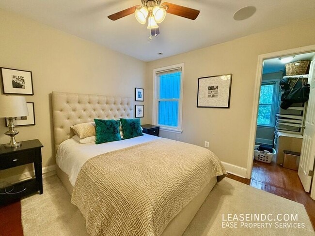 Building Photo - 2323 17th St NW